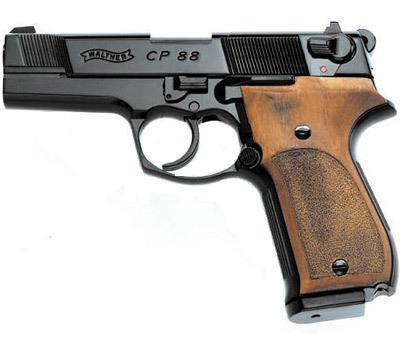 Пистолет пневматический UMAREX Walther CP 88 с деревянными накладками.