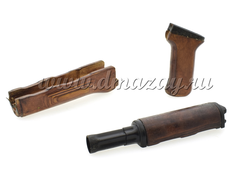 Комплект деревянных частей на АК (Сайга, Вепрь): пистолетная рукоять, цевье, газовая трубка